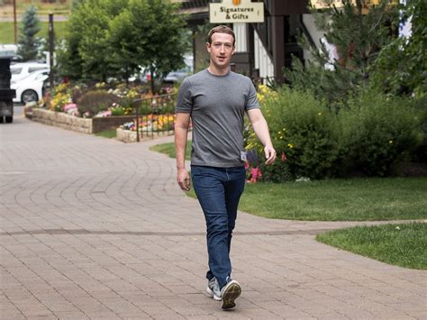 mark zuckerberg outfit price.